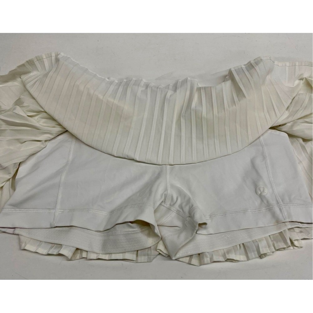 Lululemon Pleated Tennis Skirt White Built-in Shorts Athleisure Size 12 - Picture 6 of 6